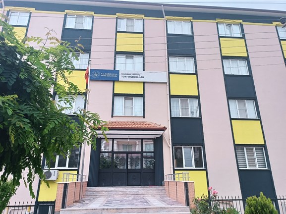 BİGADİÇ ÖĞRENCİ YURDU — GSB rehberindeki fotoğraf